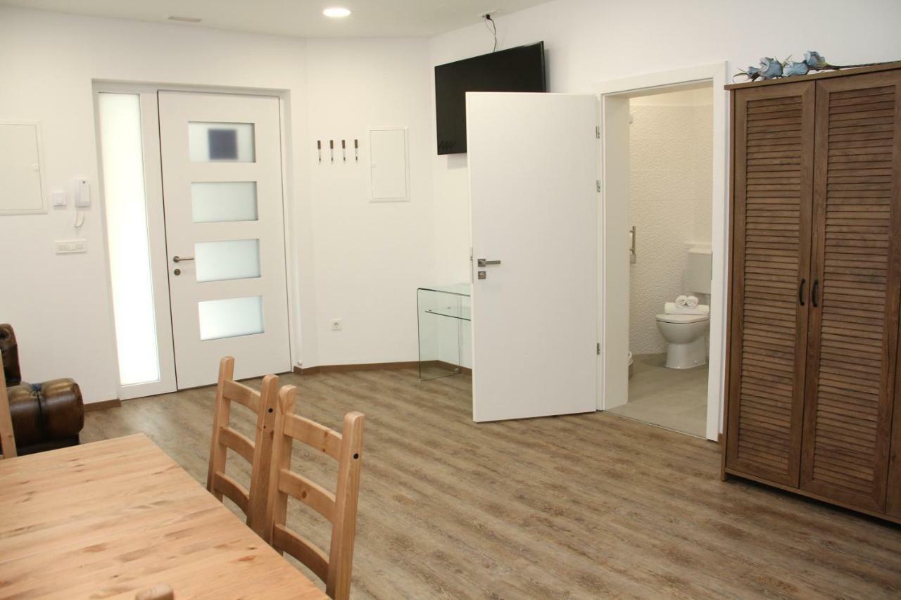 Maja Apartment Šibenik Eksteriør billede